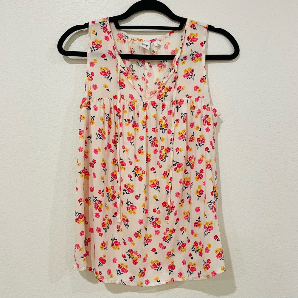 GAP Floral Sleeveless Blouse - Pink and Yellow Size Small